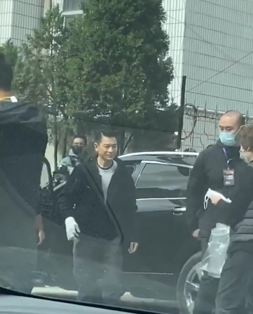 刘德华|香港电影人的骄傲：梁朝伟参演《无名》，刘德华同时拍两部大片