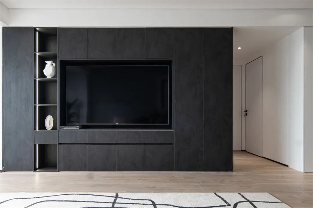 |黑白灰真香!她家的治愈系极简小屋,我要原封不动搬回家