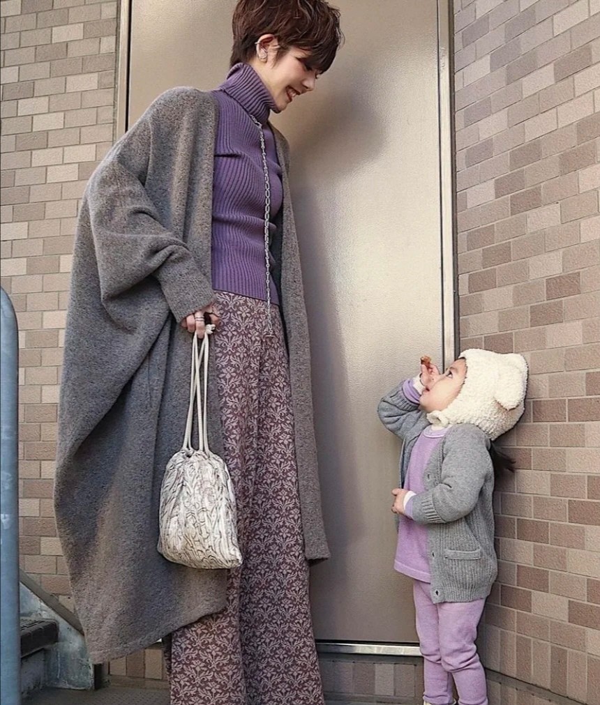 穿衣搭配 短发宝妈“秋装”这样穿,时髦显瘦又养眼,减龄又洋气,值得借鉴