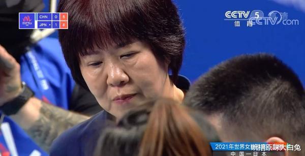 王梦洁|CCTV5直播中国女排VS泰国,席睿顶替洪钢来解说,王梦洁雪上加霜