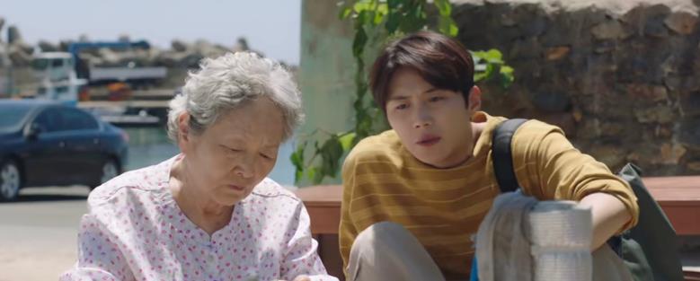 亮剑|很好看的一部韩剧，因为一个奶奶，男女主夜晚去看海！