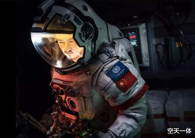 太空 太空娇娃，俄罗斯女航天员好漂亮，为拍电影真的要去国际空间站？