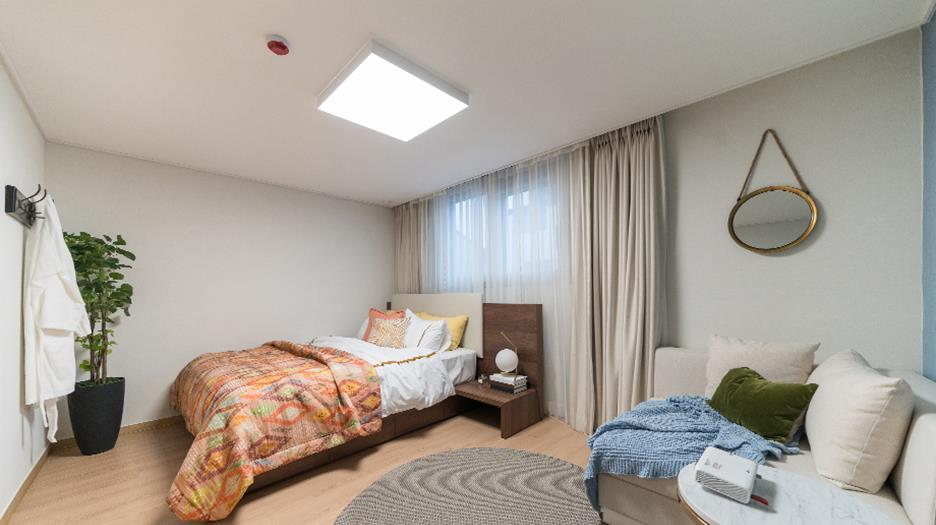 说不羡慕是假的，155㎡上下3层，除了爬上爬下，全屋装修没啥毛病