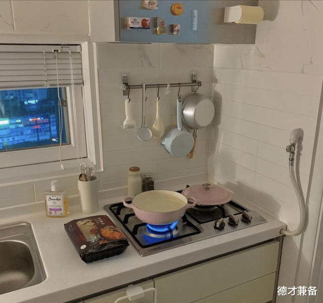 德才兼备|韩国主妇的治愈之家，全屋清爽干净，强大的收纳和清洁值得学习