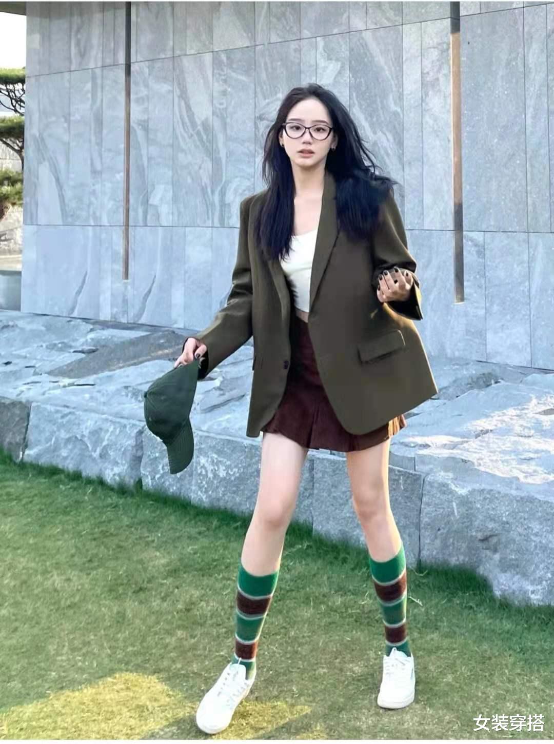 女装穿搭|秋天女生穿什么衣服好看图片欣赏