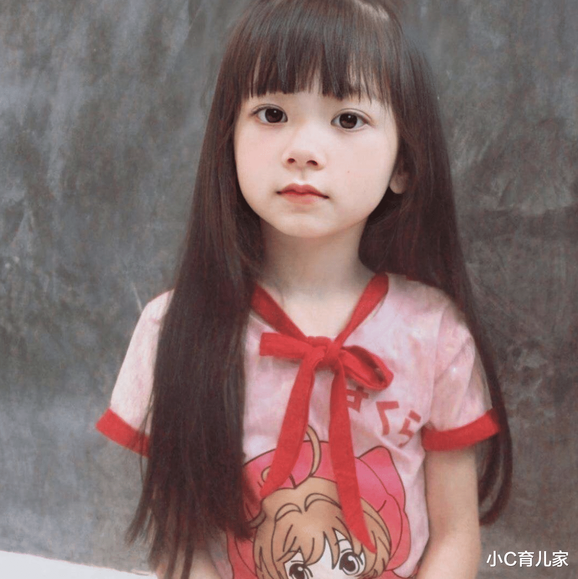 护士|“高颜值女婴”火了，网友表示也想要，护士感慨：我也是头一回见