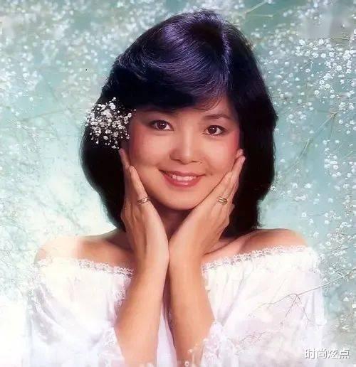 时尚炫点|邓丽君曾说:最令她伤心的人是成龙,而最令她生气的人是钟镇涛