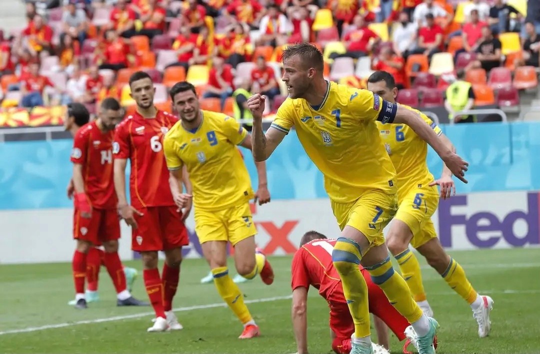 欧洲杯|欧洲杯前瞻：乌克兰vs奥地利，两队迎来关键一战，上港锋线复出