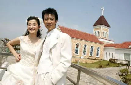 李小冉|太狠了!悄悄流产两次,男友为她被砍13刀!