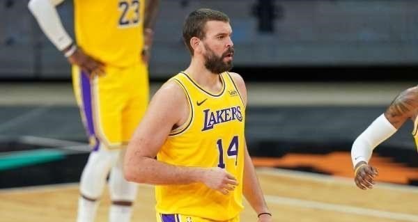 清浅微笑的我|詹姆斯绝配！湖人新目标出炉！三大旧将有望回归，魔术师也行动了