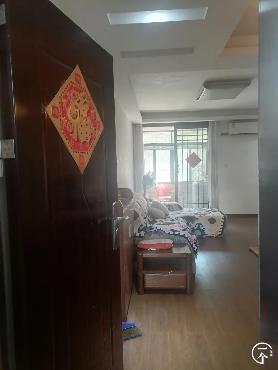 楼市|误入南山“少林村”，月入过万只能勉强合租？