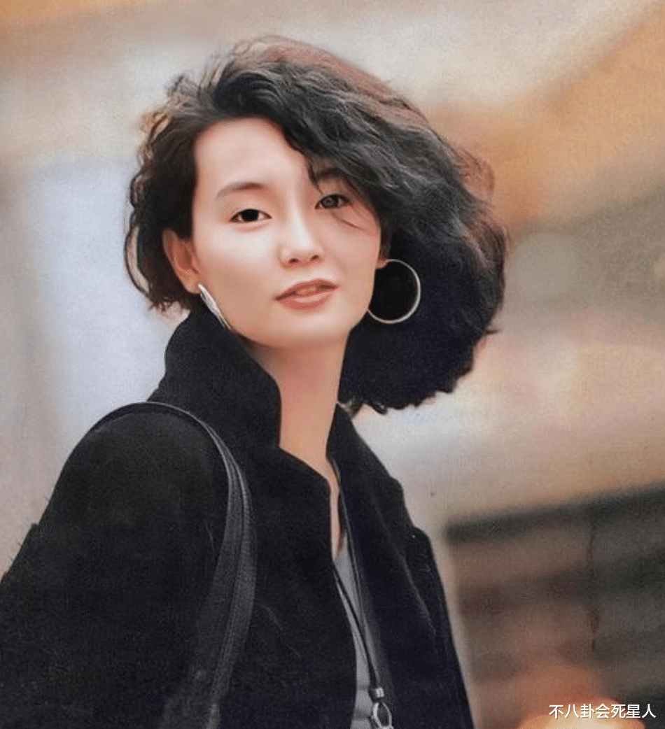 王祖贤|9位让人get不到美貌的港台女神,李嘉欣、王祖贤她们输在哪里?