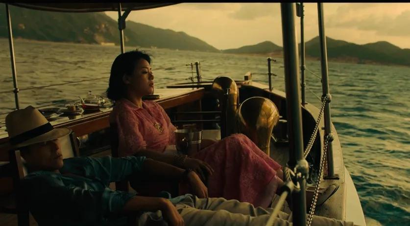 张爱玲|74岁的她顶着舆论压力,拍出了今年最高级的性感