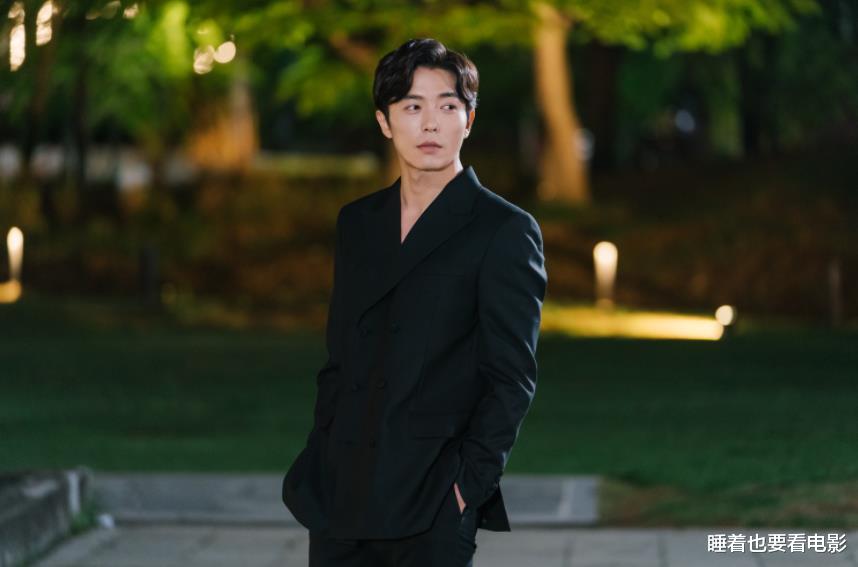 咖啡王子1号店|咖啡王子一号店现状尹恩惠变脸变到认不出金材昱苦熬17年他最当红