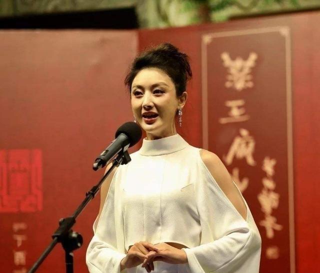 京剧|京剧程派三代演员婚姻状况，有人夫妻恩爱，有人离婚，也有人单身