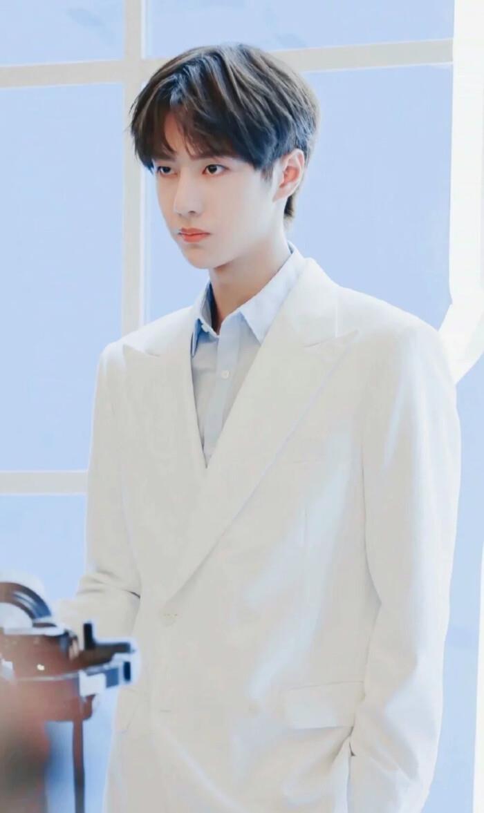 |实力与流量并存的明星，就服这6位，人气高演技好谁不喜欢？