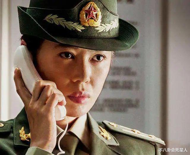 钟丽缇|纸片人排骨胸看腻了!这些珠圆玉润的女星才是真有味道