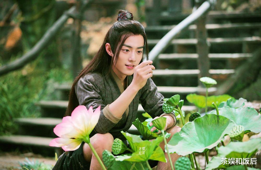 肖战|小众的话剧,在肖战身上实现如此生猛的转化率,凭什么这么狂?