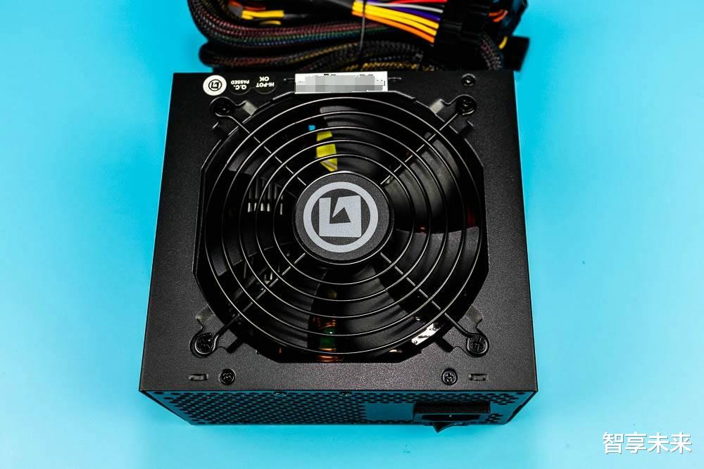 显卡|电源也玩抗菌？艾湃电竞（Apexgaming）AP-550Ti电源轻体验