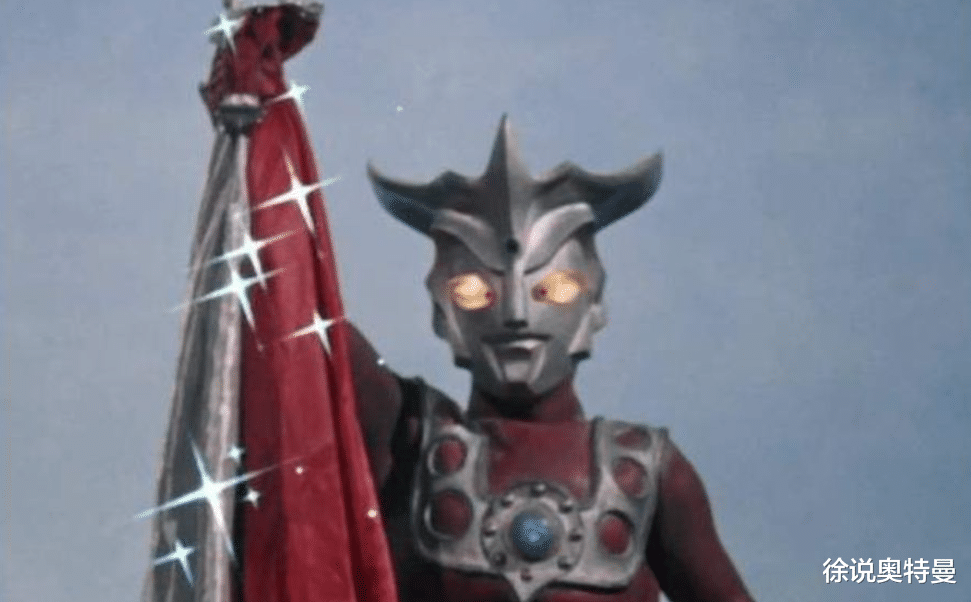 acgn漫评|奥特曼拥有披风，是力量的象征，还是王者？特利迦：给我来件