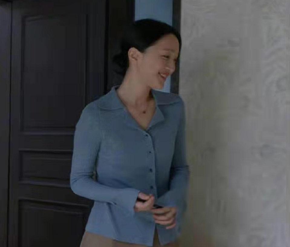 周迅|周迅新剧穿搭真是熟女标配！风格大气简约还好学，轻松营造优雅感