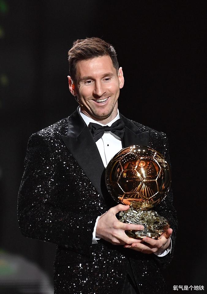 梅西|梅西：我在场上可以踢多个位置！职业生涯现阶段不会感到有压力！