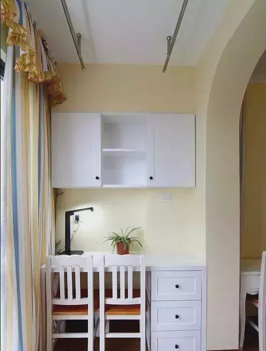 阳台这6种晒衣方式,我就喜欢第3种,衣服干得快又轻松!