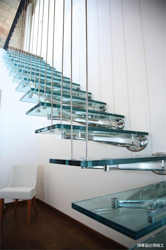 复式楼装修，楼梯才是重点，一旦选错了材质，整屋档次绝不会高