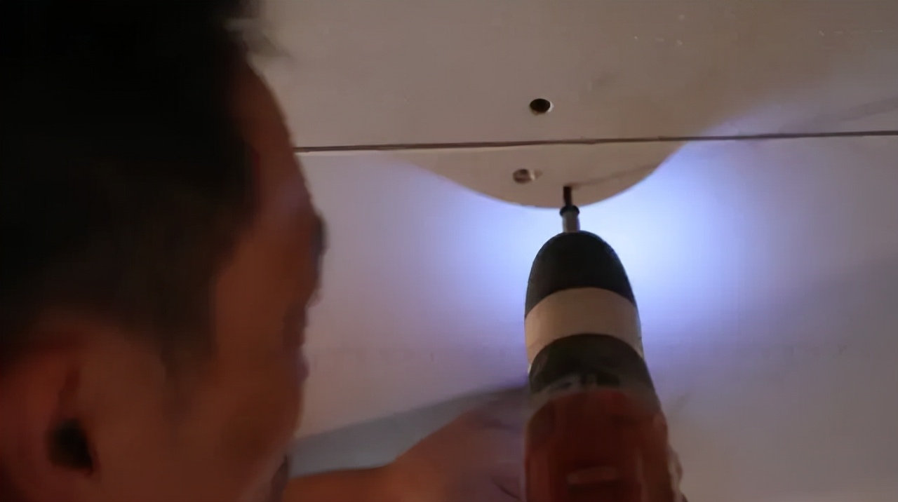 36㎡狭小一居逆天装出12大功能区，小户型就该这么设计！