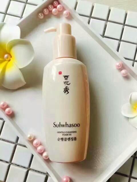 芦笋|洗面奶测评:这些洗面奶让妆容更干净自然,温和好用贵妇都爱用