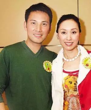 郭可盈|假面夫妻互相不忠,还强行装恩爱17年,一致对外坚持不离婚