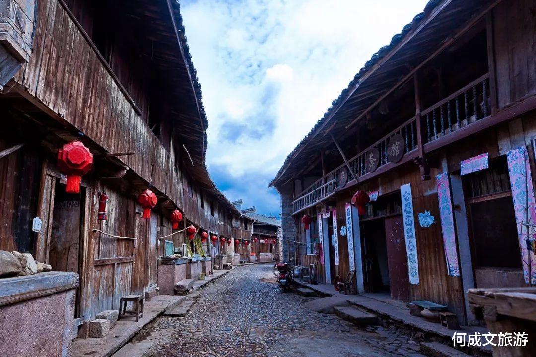古镇 门票35元！浙江“很小众”的古镇走红，景点很多，游客：不枉此行