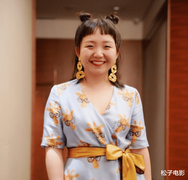 李宏毅|《皇后刘黑胖》开机，李宏毅全程冷脸，辣目洋子笑容牵强表情尴尬