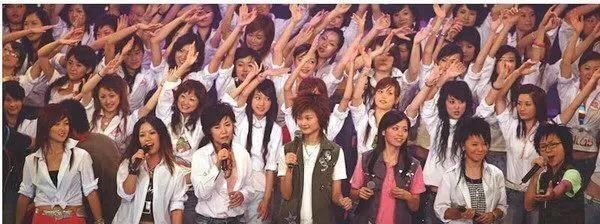 超女|“超女”第一二三四梯队都有哪些代表？李宇春独一档，郁可唯呢？