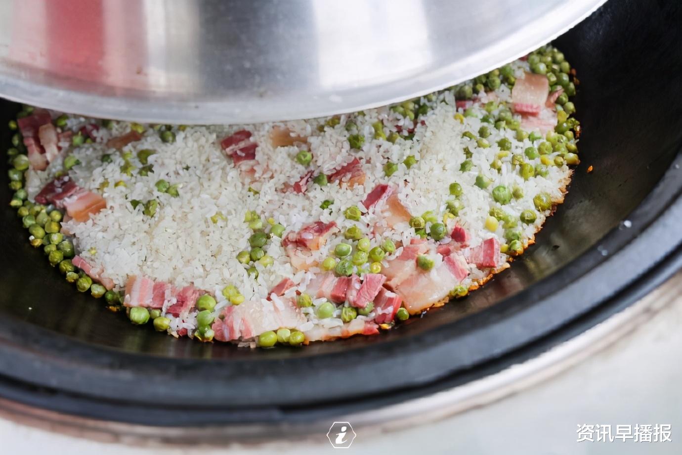 资讯早播报 苏州乡间的野火饭，真够“野”！香得让人可以连吃好几碗……