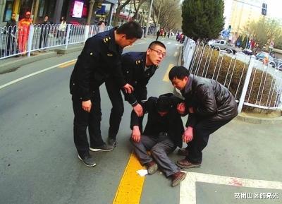 城管|城管员都是公务员吗？