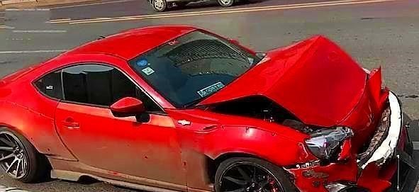 奇瑞 又是奇瑞!一辆奇瑞被丰田86追尾,看到事故后紧张了