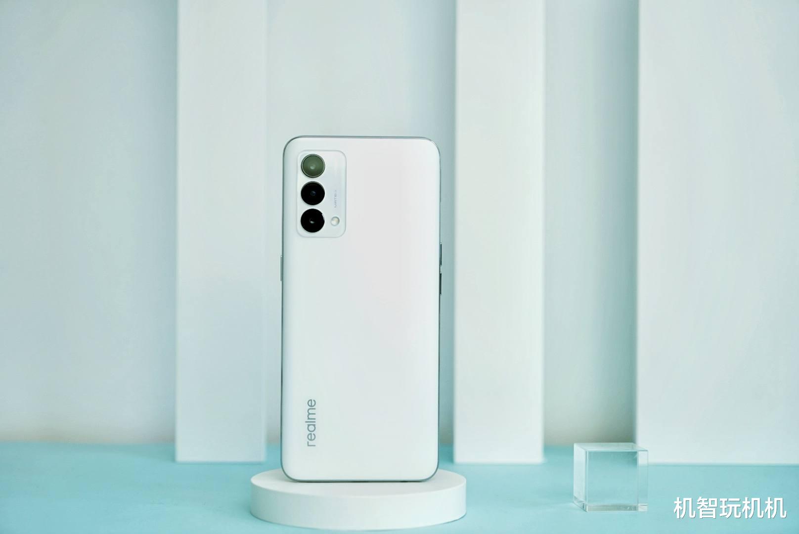 realme|2399起！realme GT大师版发布：一如既往的香气扑鼻！