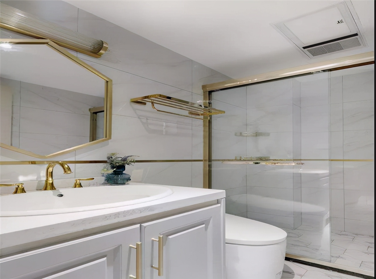 100平法式风二居室俏皮、跳脱，惬意与浪漫的气息呼之欲出