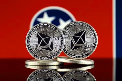 比特币 预计年内以太坊达到1万美金以上，比特币反复拉盘，你屯了多少币？