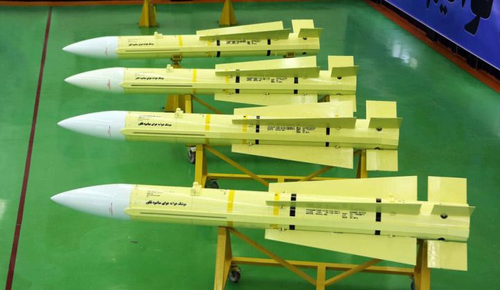 伊朗|伊朗展示新型导弹，F-14波斯猫将重获新生，波斯湾局势是否会改变