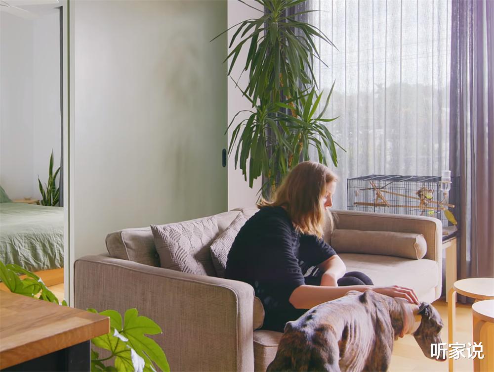 听家说|独居姑娘的1室2厅小家，55㎡面积做成开放式，卧室推拉门太实用了