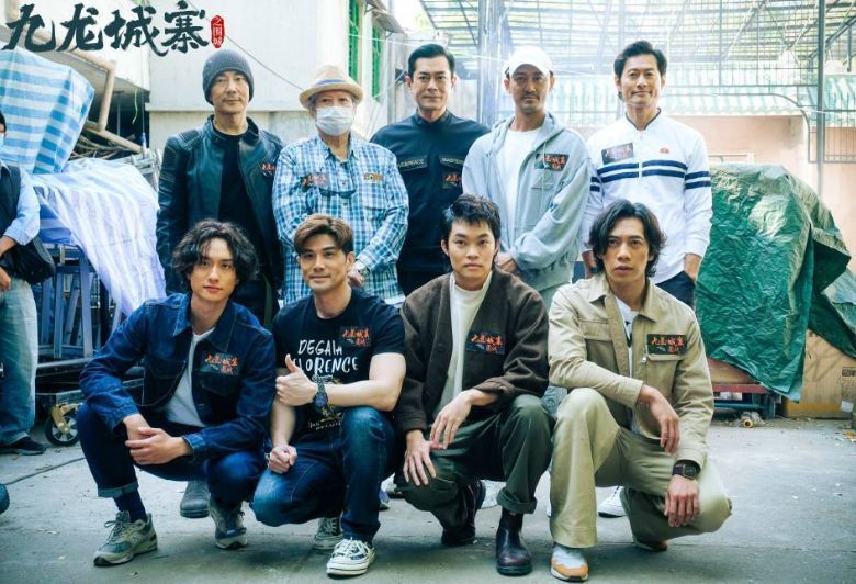 谭咏麟|谭咏麟感情风波后续，洪金宝罗家英发声力挺，称相信他的为人