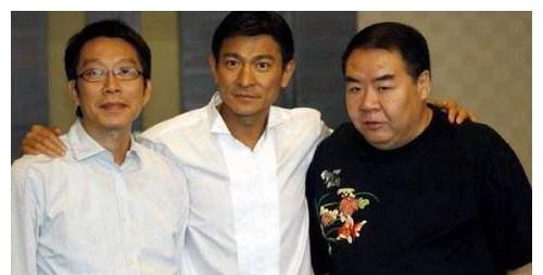 刘德华|“天王”刘德华的血泪史：被吊在房梁上的孩子，如今怎么样了？