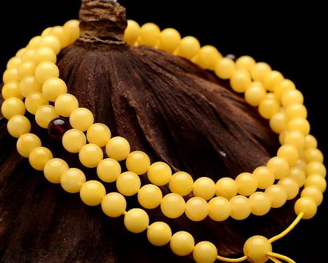 牡丹一元|鉴别蜜蜡真假的几种方法,不懂可就亏了!