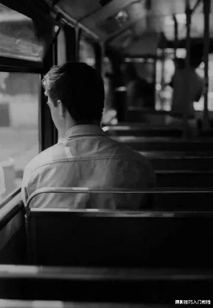 摄影作品|摄影新手怎么快速拍出具有故事感的照片?9个拍照技巧,一学就会