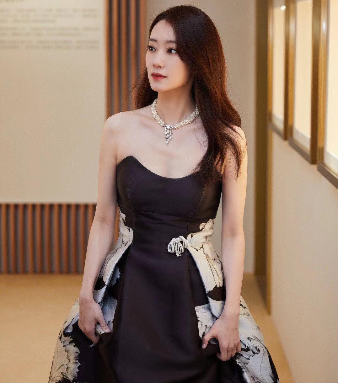 汉武大帝|《你好,李焕英》半年后,张小斐被“打回原形”?