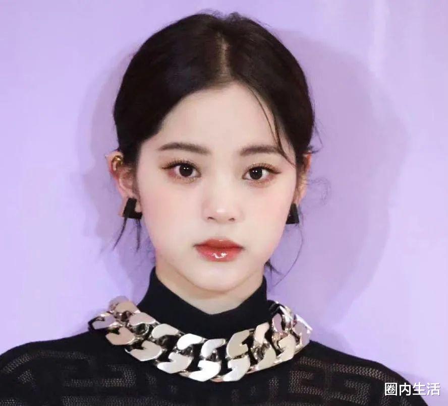 成毅|成毅最近在走仙气路线，团队动不动就会放出一些“仙气飘飘”的路透图