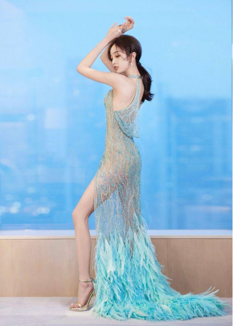 范冰冰|拉踩肖战变顶流小花，吴宣仪的小心机被曝光，肖战却毫不在意