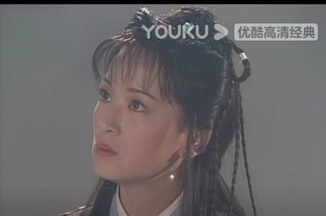 雪花神剑|《雪花神剑》罗玄不懂爱的力量，聂小凤在恨意中成为大反派